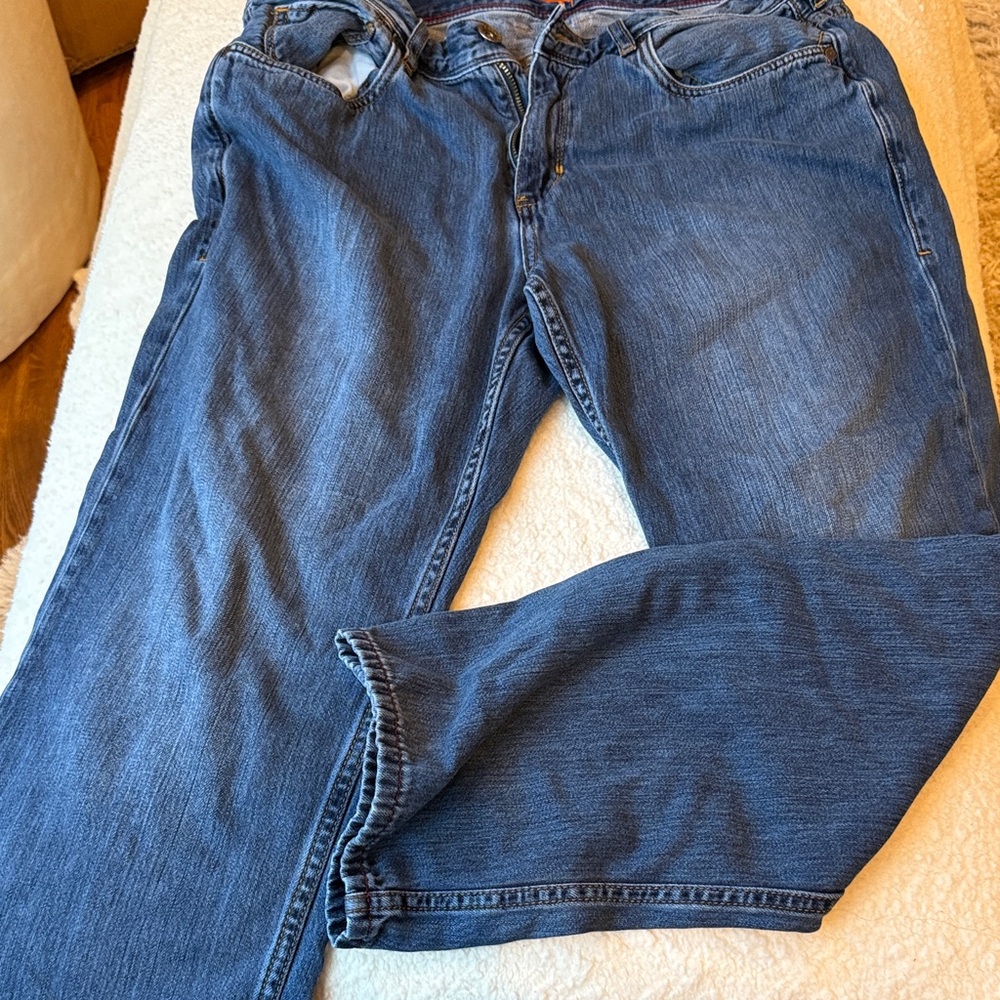Tommy Bahama Men’s Boyfriend Jeans in Medium Blue Denim